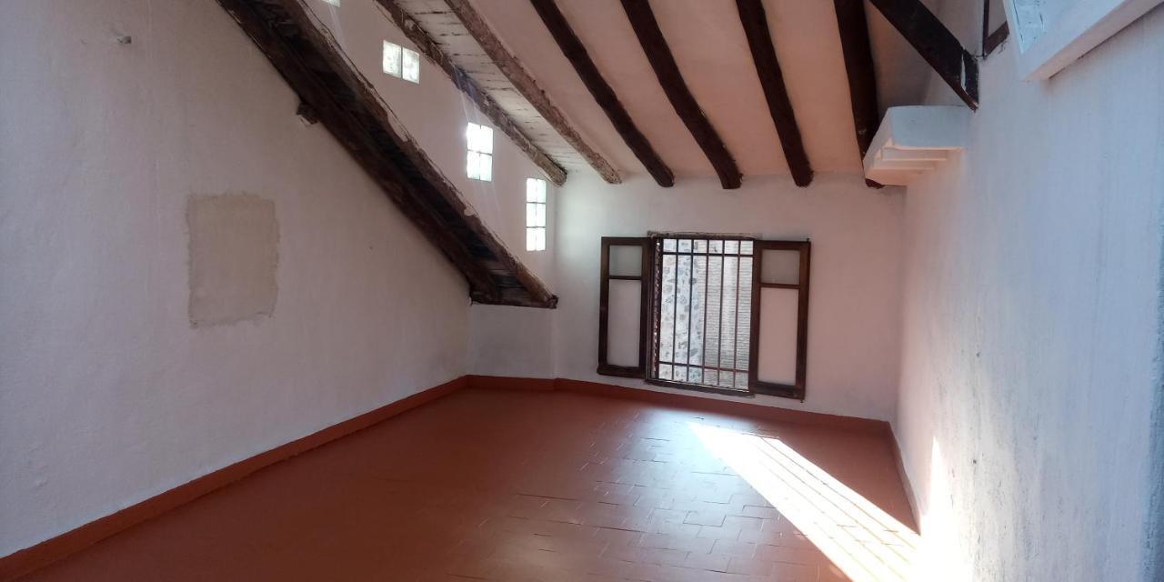 Apartamentos,Puerta De Bisagra-Parking Gratis Toledo Ngoại thất bức ảnh